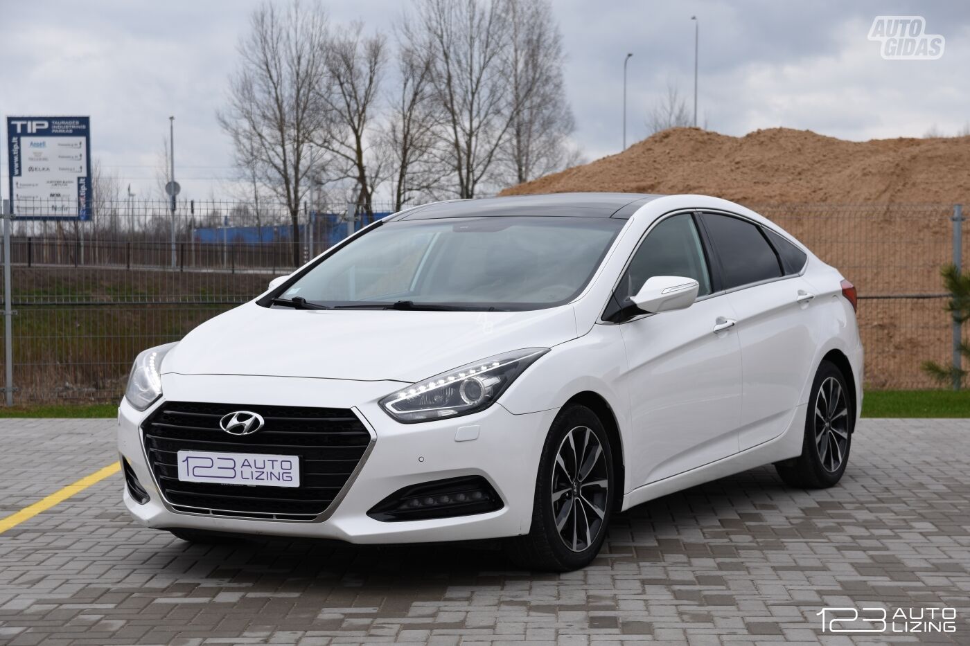 Hyundai i40 2017 г Седан