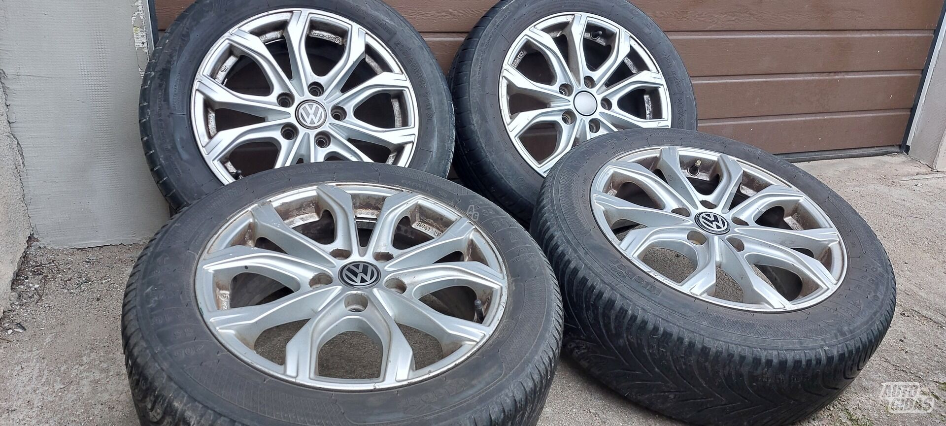 Light alloy R16 rims