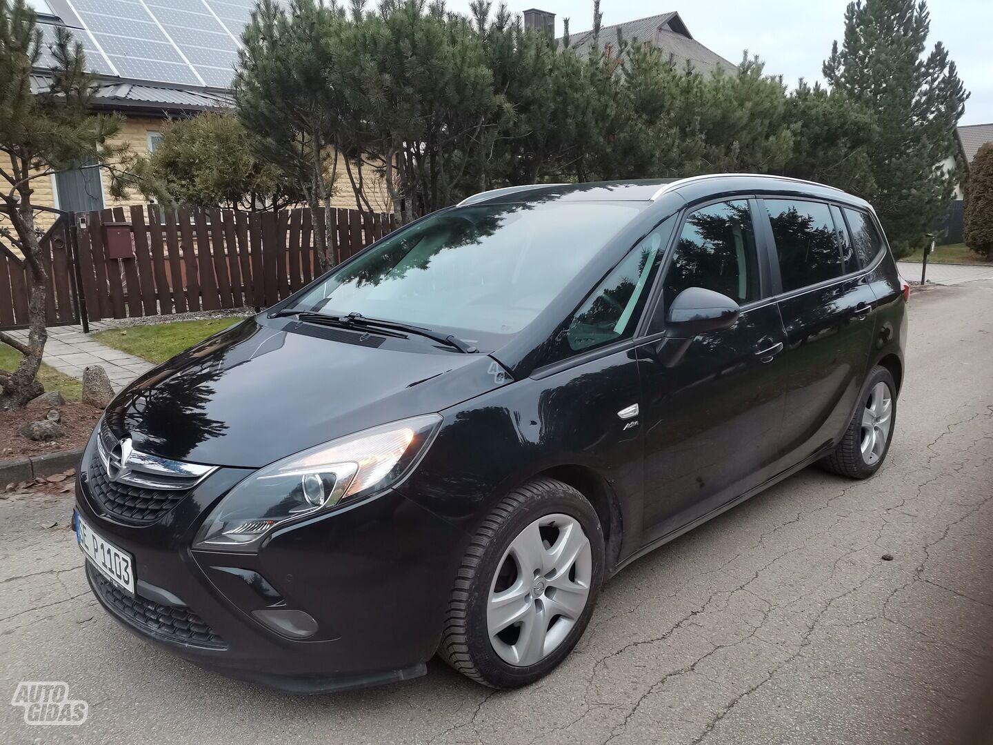 Opel Zafira 2013 г Минивэн