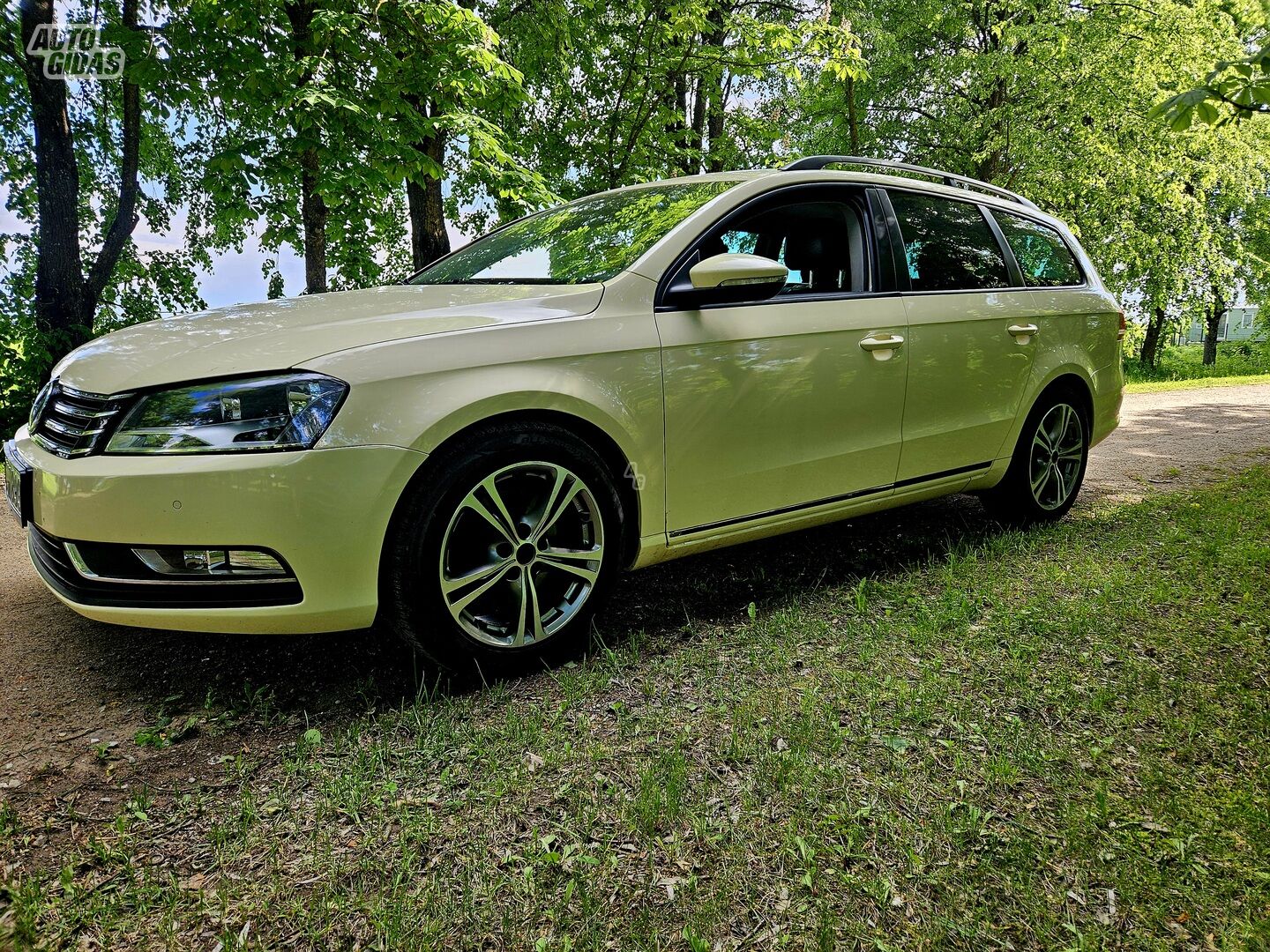 Volkswagen Passat 2012 m Universalas