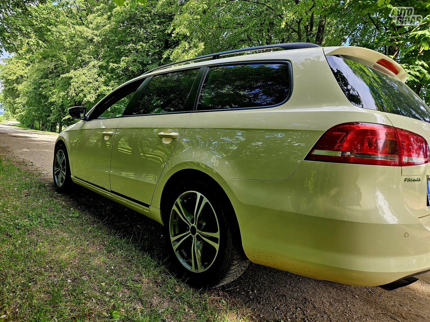 Volkswagen Passat 2012 y Wagon