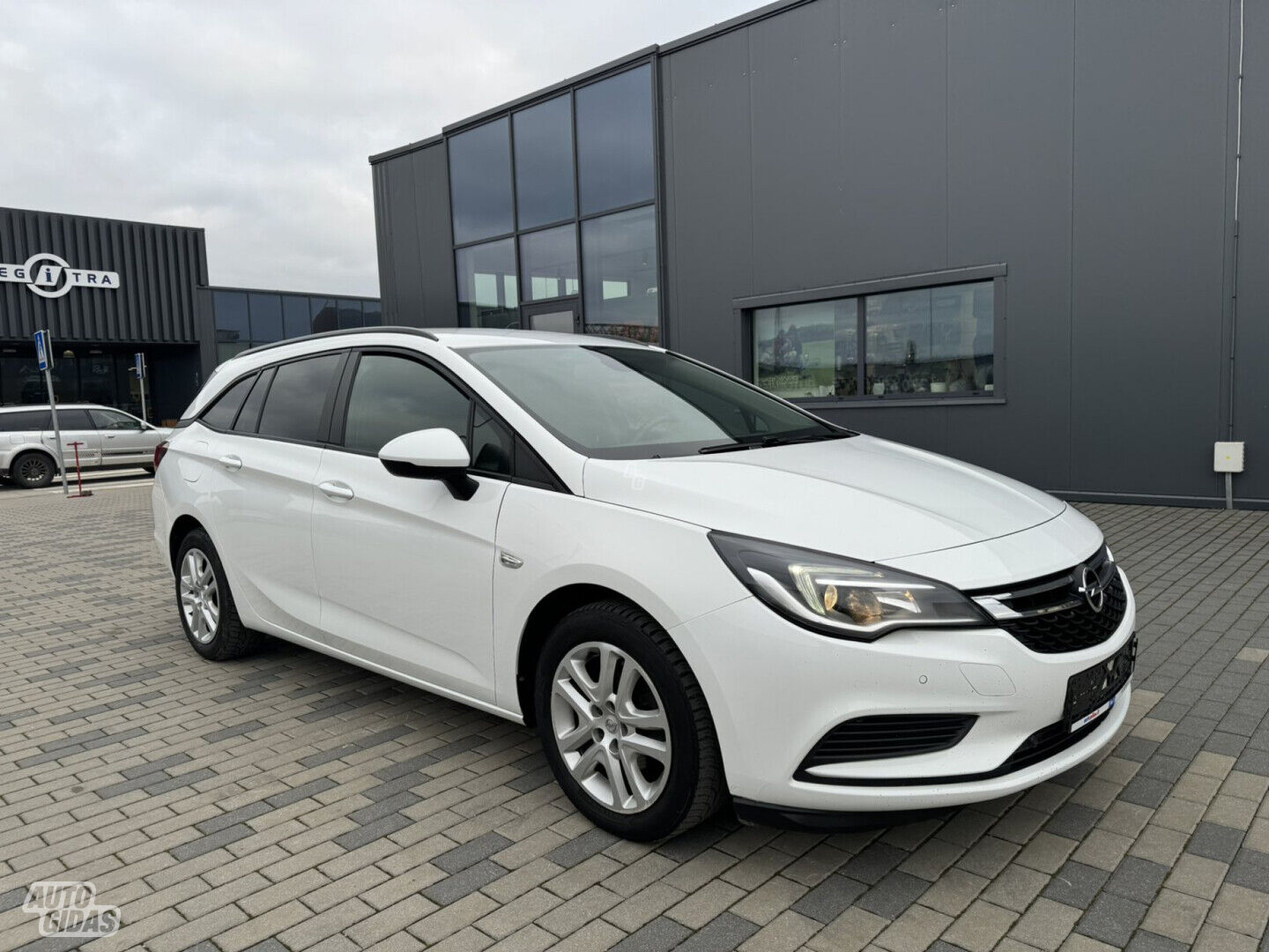 Opel Astra 2019 y Wagon