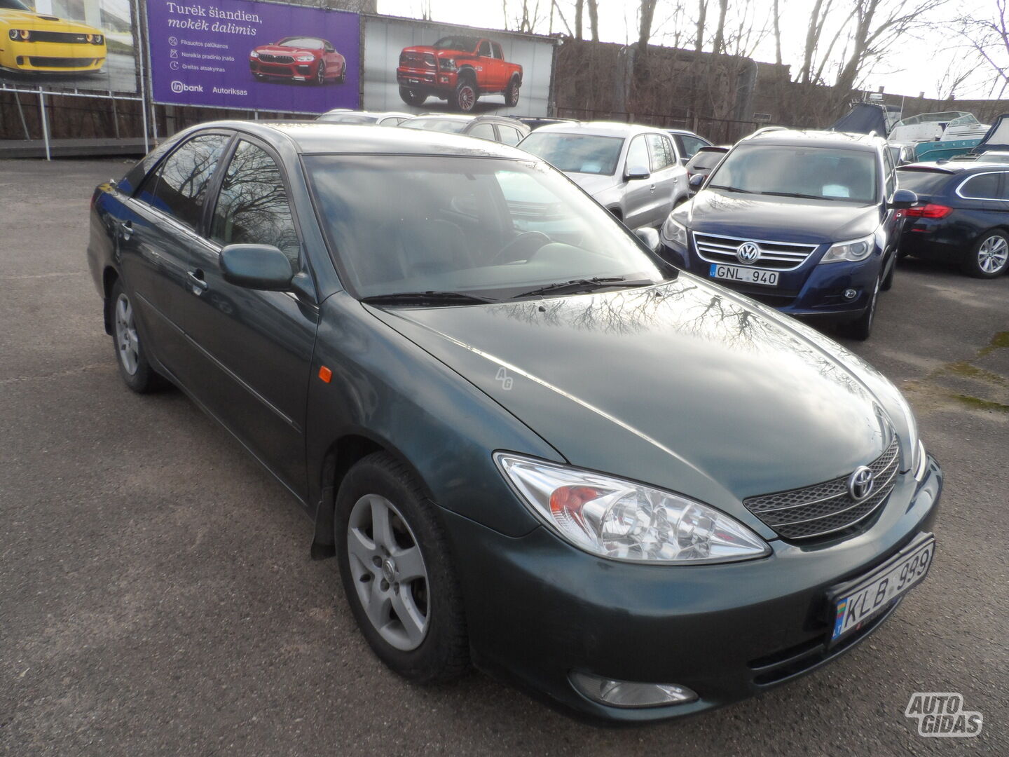 Toyota Camry 2002 г Седан