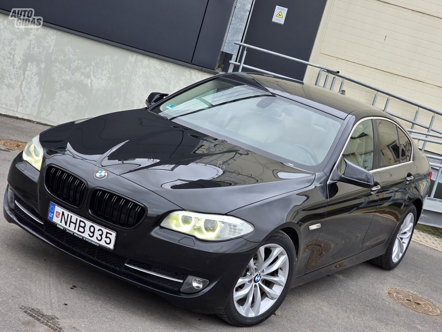 Bmw 530 2011 m Sedanas