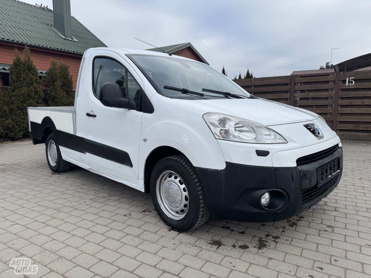 Peugeot Partner 2011 y Pickup