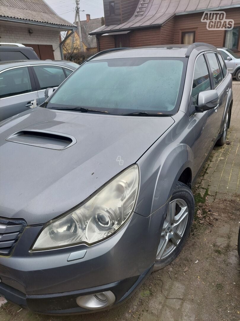 Subaru Outback 2010 г запчясти