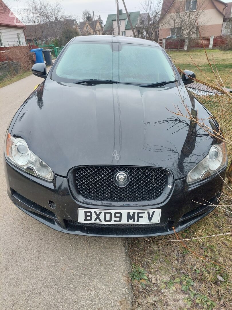 Jaguar XF 2010 г Седан