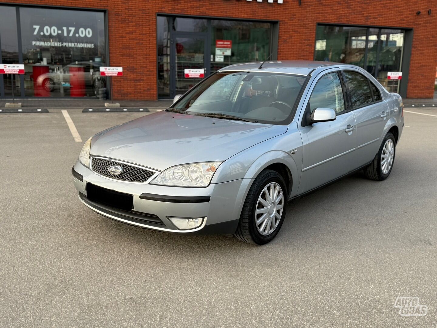 Ford Mondeo 2004 г Седан