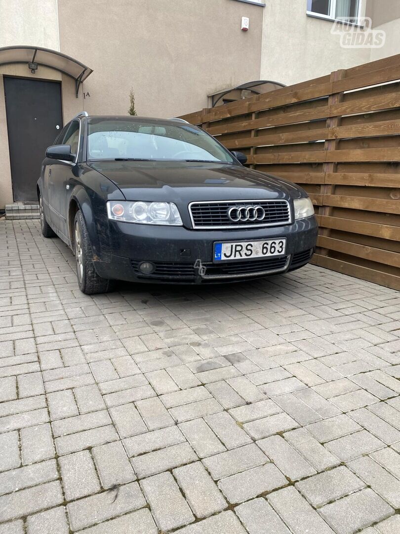 Audi A4 2004 m Universalas