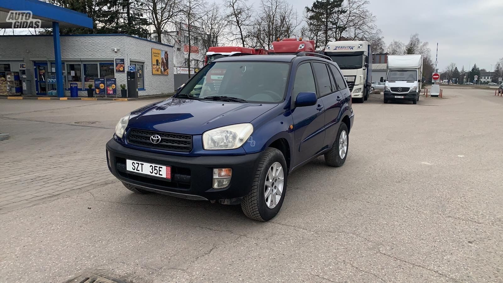 Toyota RAV4 2003 y Off-road / Crossover