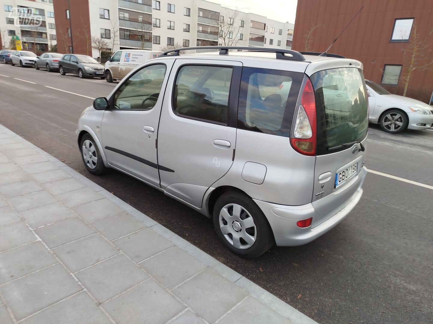 Toyota Yaris Verso 2004 г Хэтчбек