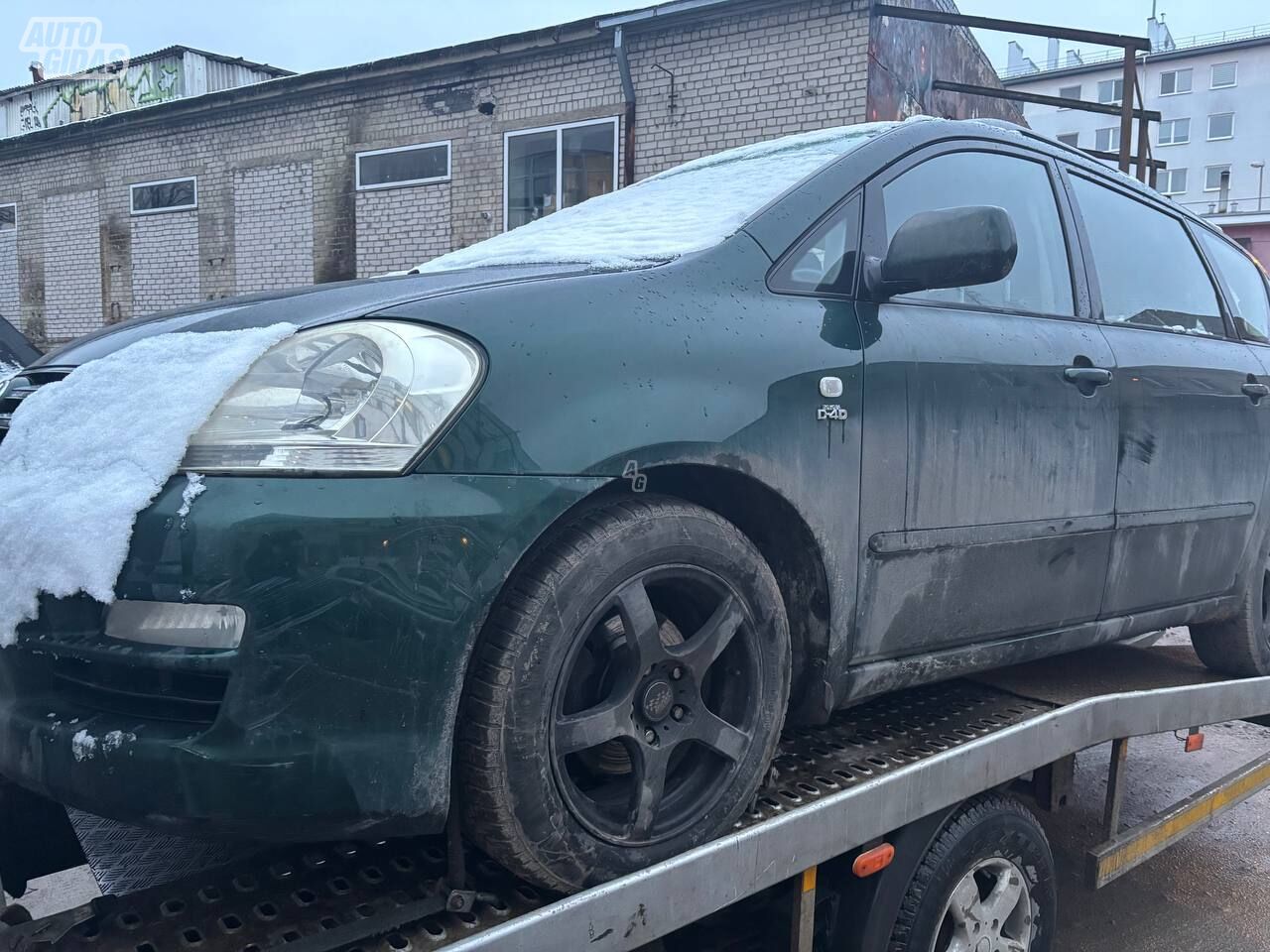 Toyota Avensis Verso 2005 m dalys