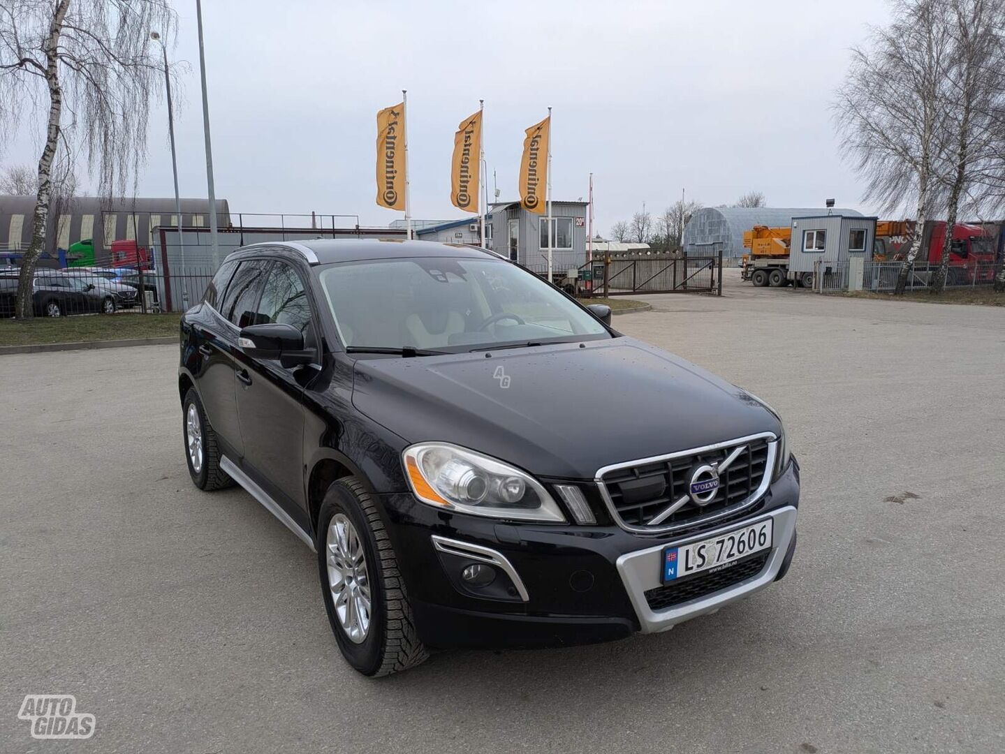 Volvo XC60 2009 y Off-road / Crossover