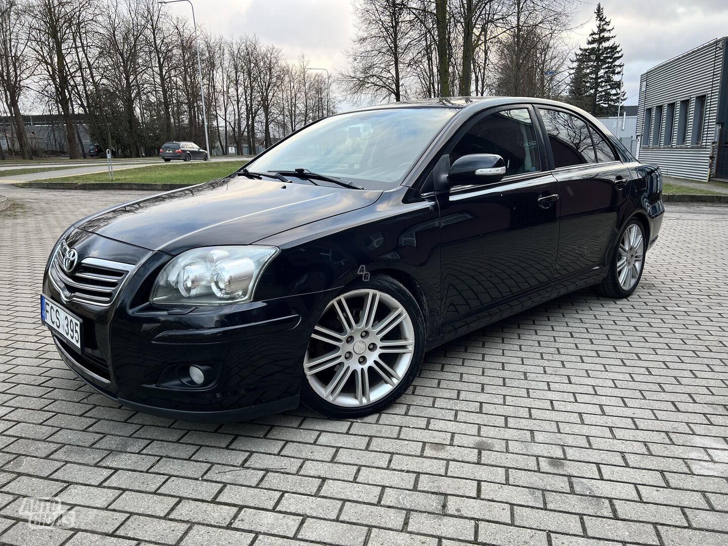 Toyota Avensis 2007 y Sedan