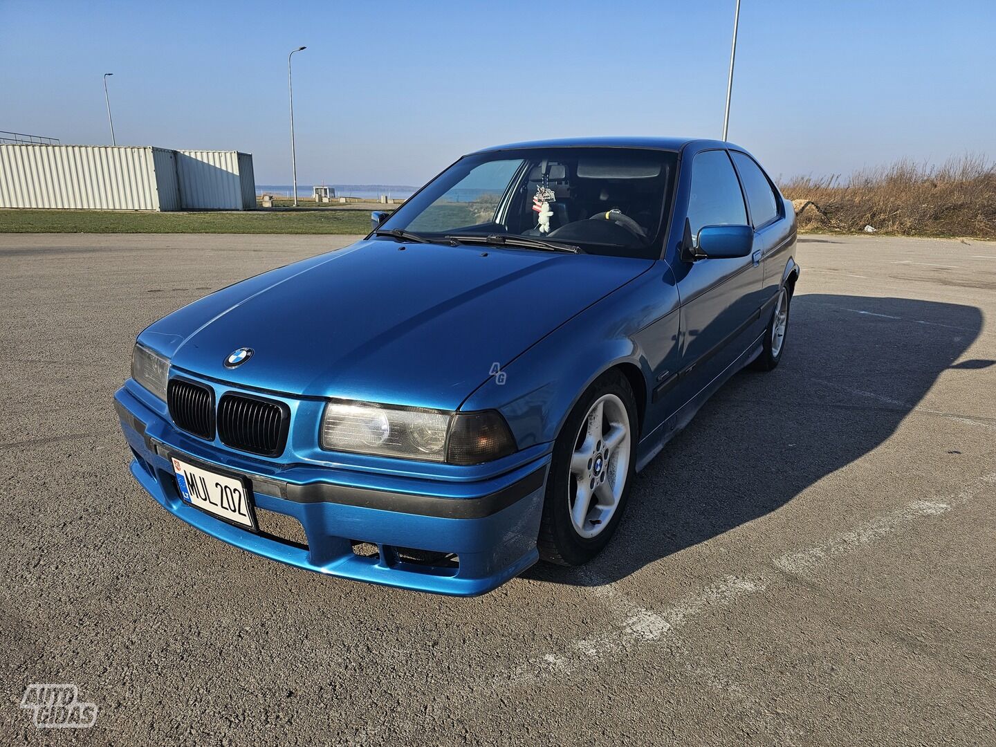 Bmw 318 1998 y Hatchback