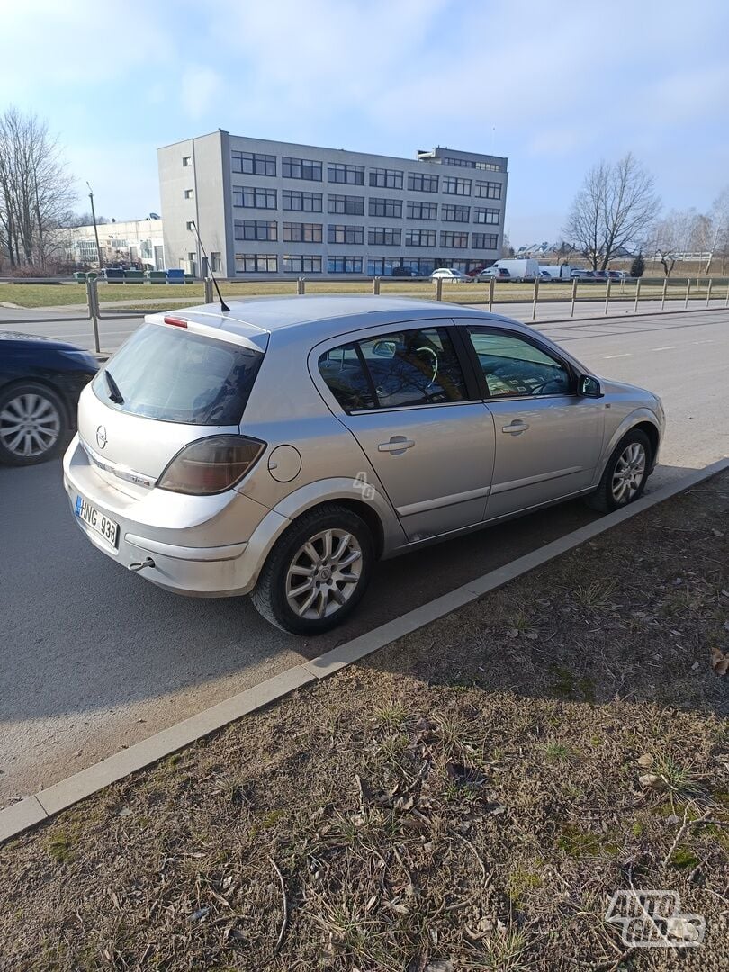 Opel Astra 2004 y Hatchback