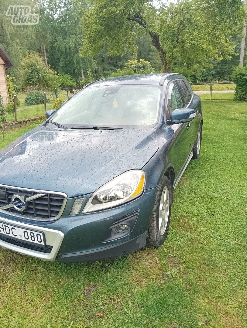 Volvo XC60 2009 y Off-road / Crossover