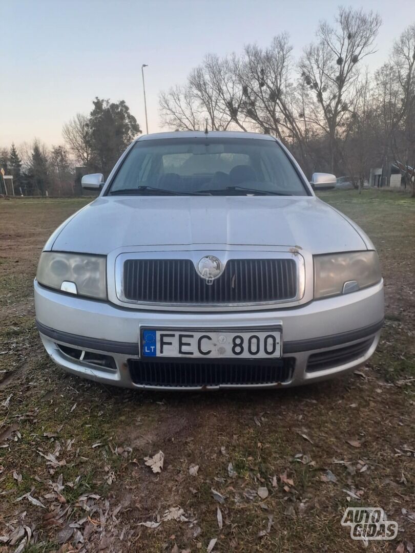 Skoda Superb Tdi 2008 y parts