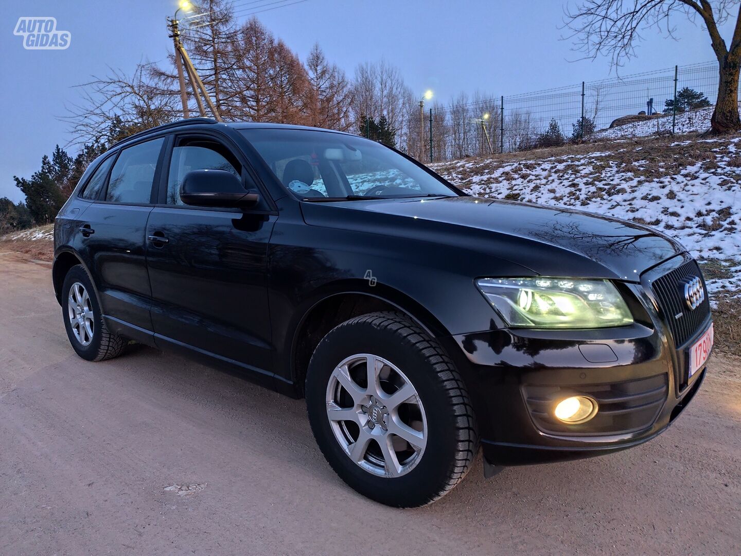 Audi Q5 2012 y Off-road / Crossover