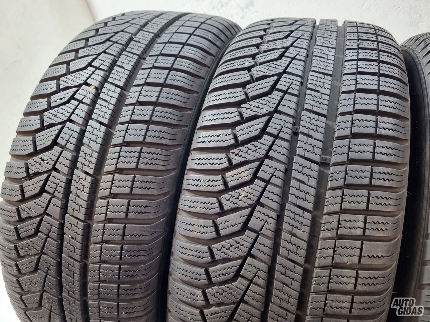 Hankook 8-9mm R18 зимние шины для автомобилей