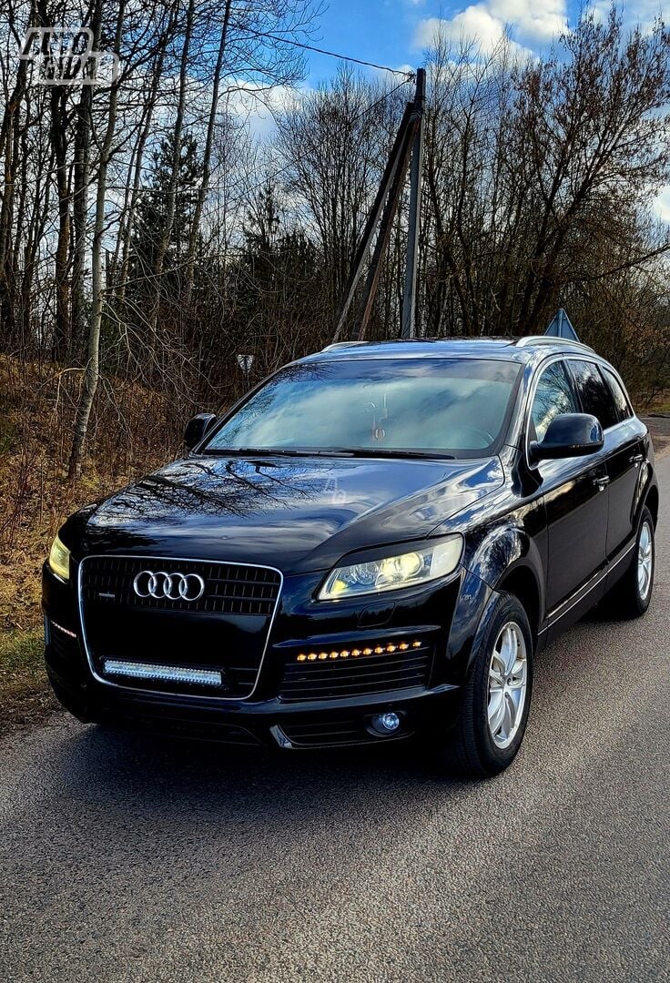 Audi Q7 FSI 2008 г