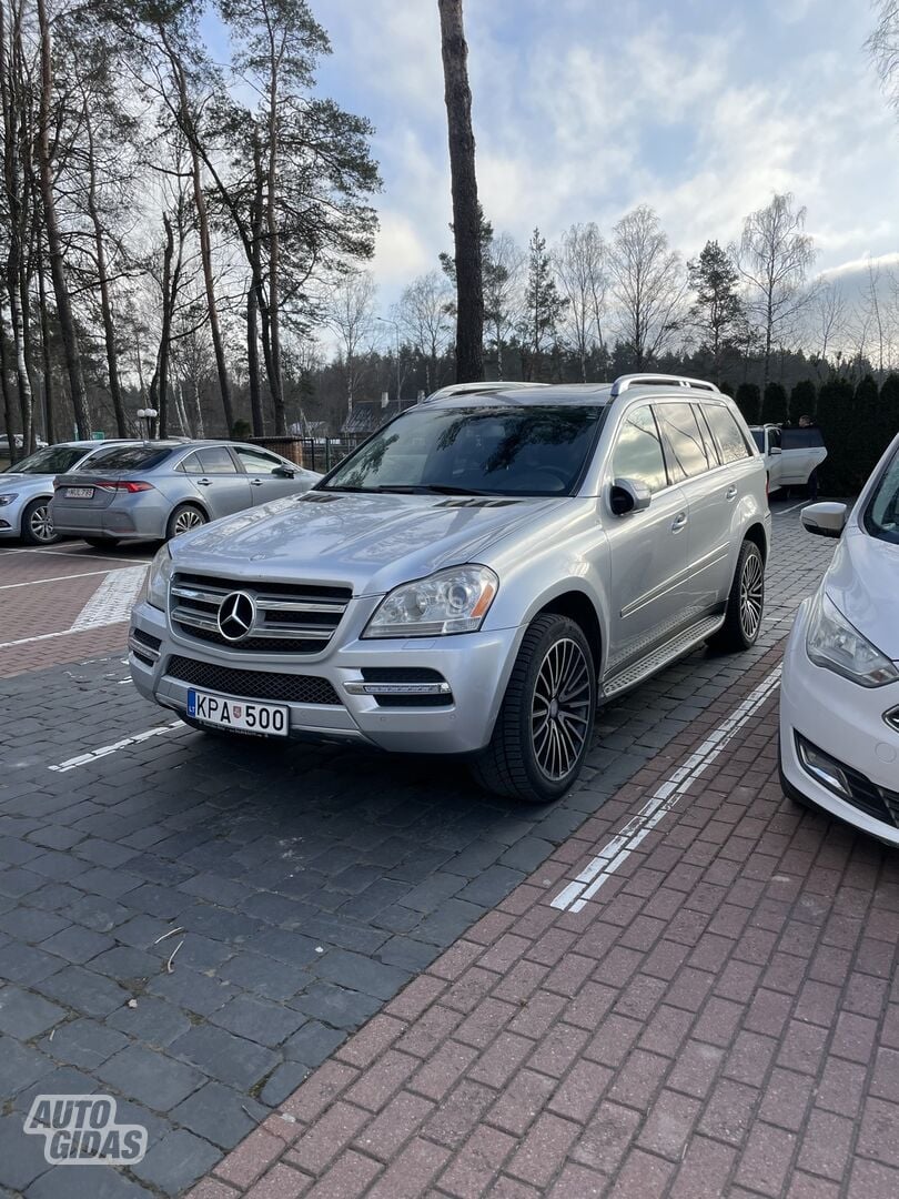 Mercedes-Benz GL 350 BlueTEC 2011 г Внедорожник / Кроссовер