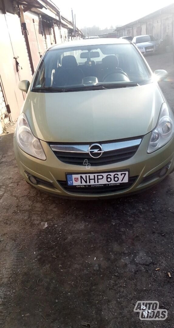 Opel Corsa 2008 y Hatchback