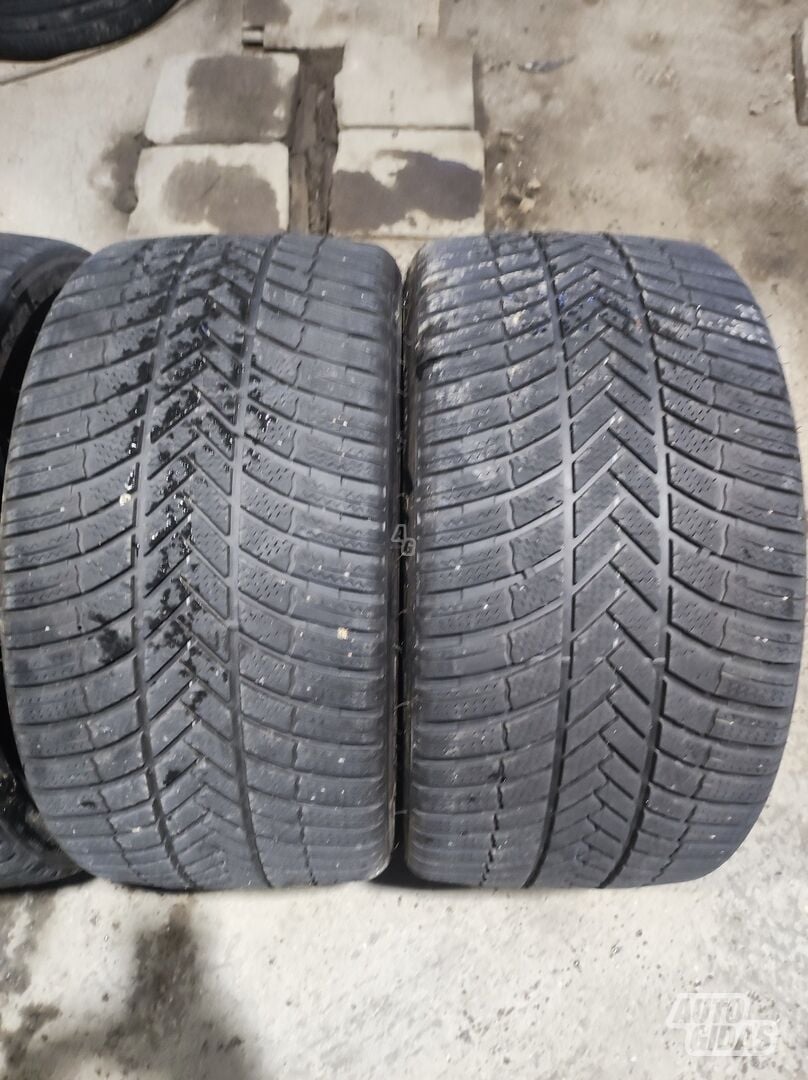 Bridgestone 245/35 ir 275/30 R20 žieminės padangos lengviesiems