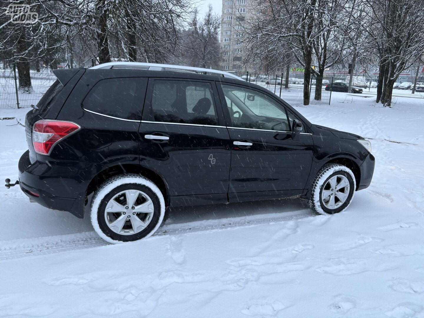 Subaru Forester 2015 m Universalas