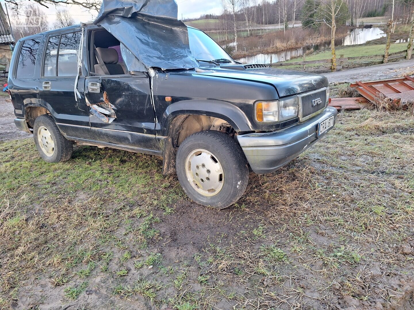 Opel Monterey 1996 y Off-road / Crossover