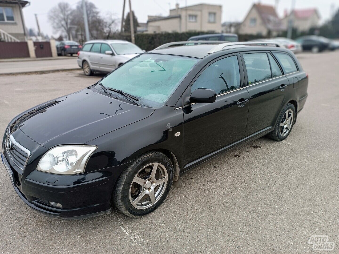 Toyota Avensis 2004 m Universalas