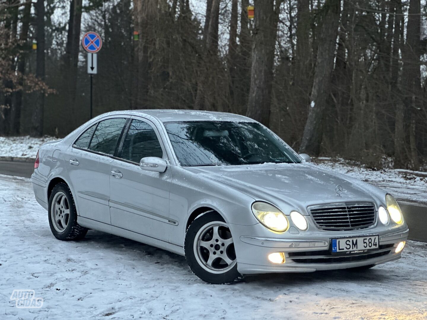 Mercedes-Benz E 280 2004 г Седан