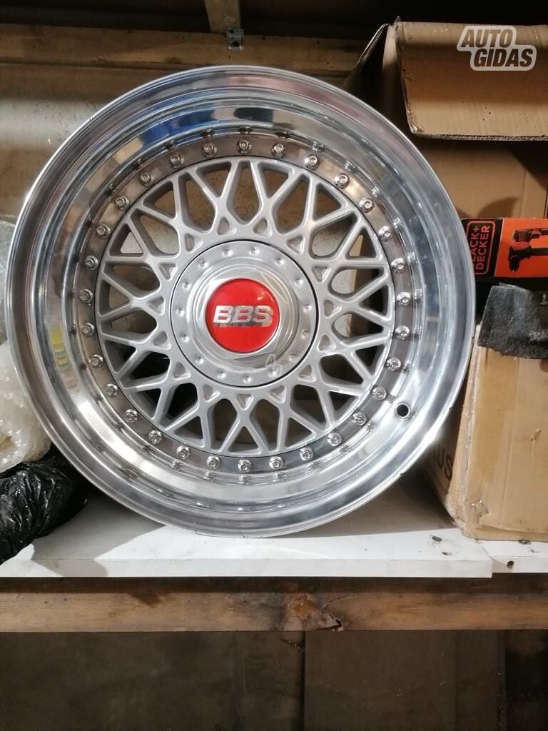 BBS RM012 lengvojo lydinio R15 ratlankiai