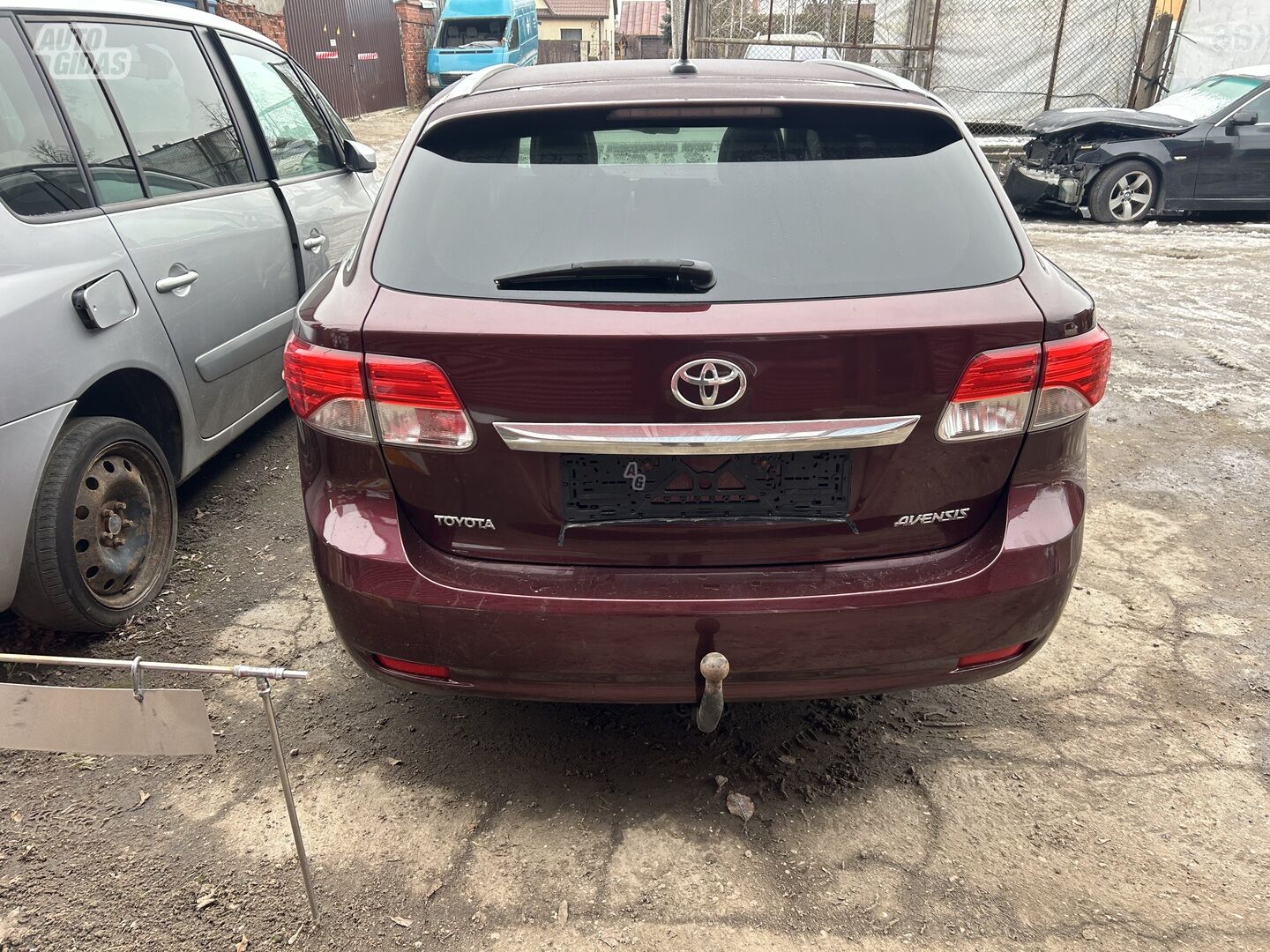 Toyota Avensis 2014 г запчясти