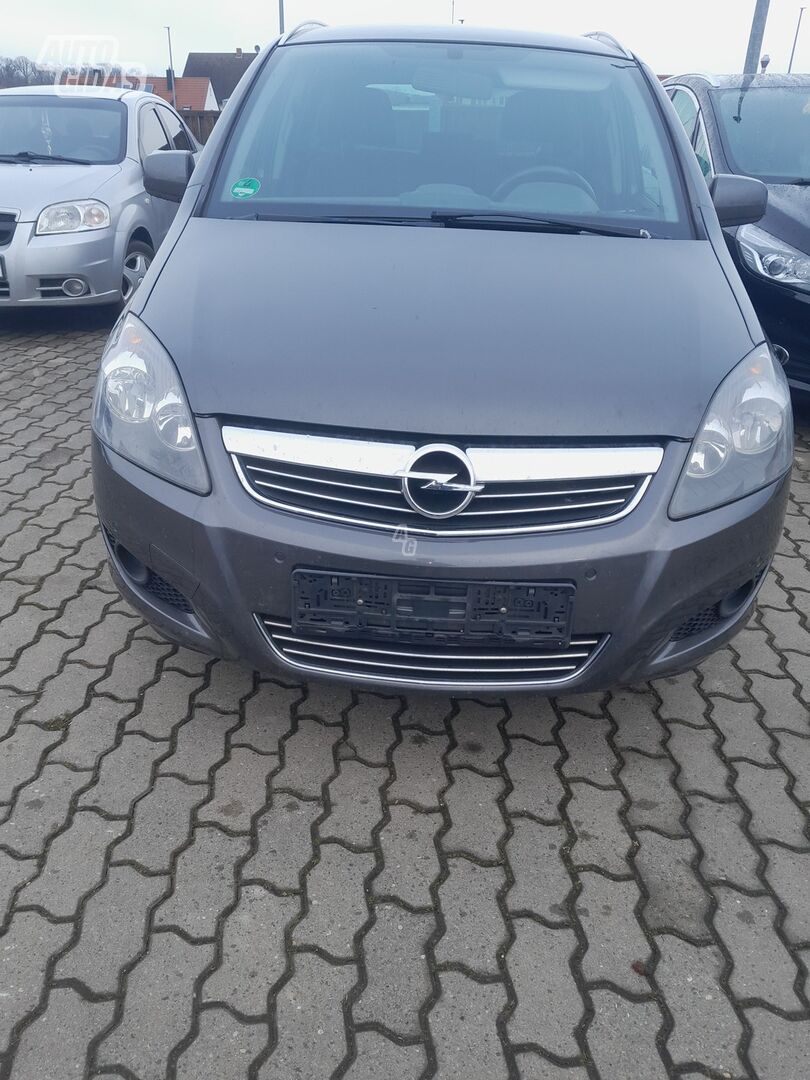 Opel Zafira 2011 y Van