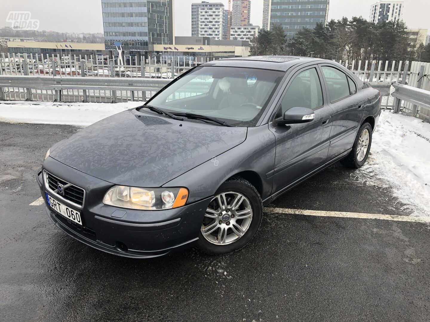 Volvo S60 2006 г Седан