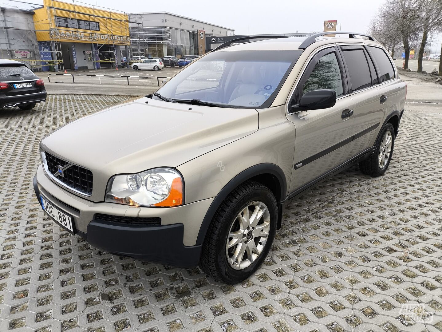 Volvo XC90 2003 г Внедорожник / Кроссовер