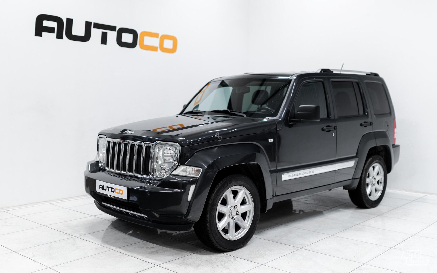 Jeep Cherokee 2011 m Universalas