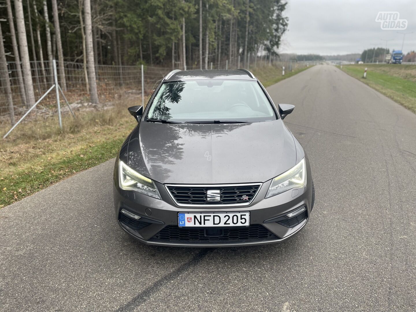 Seat Leon TSI 2017 г