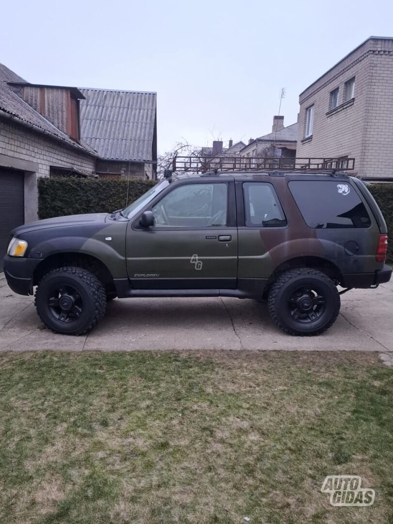 Ford Explorer 2002 y Off-road / Crossover