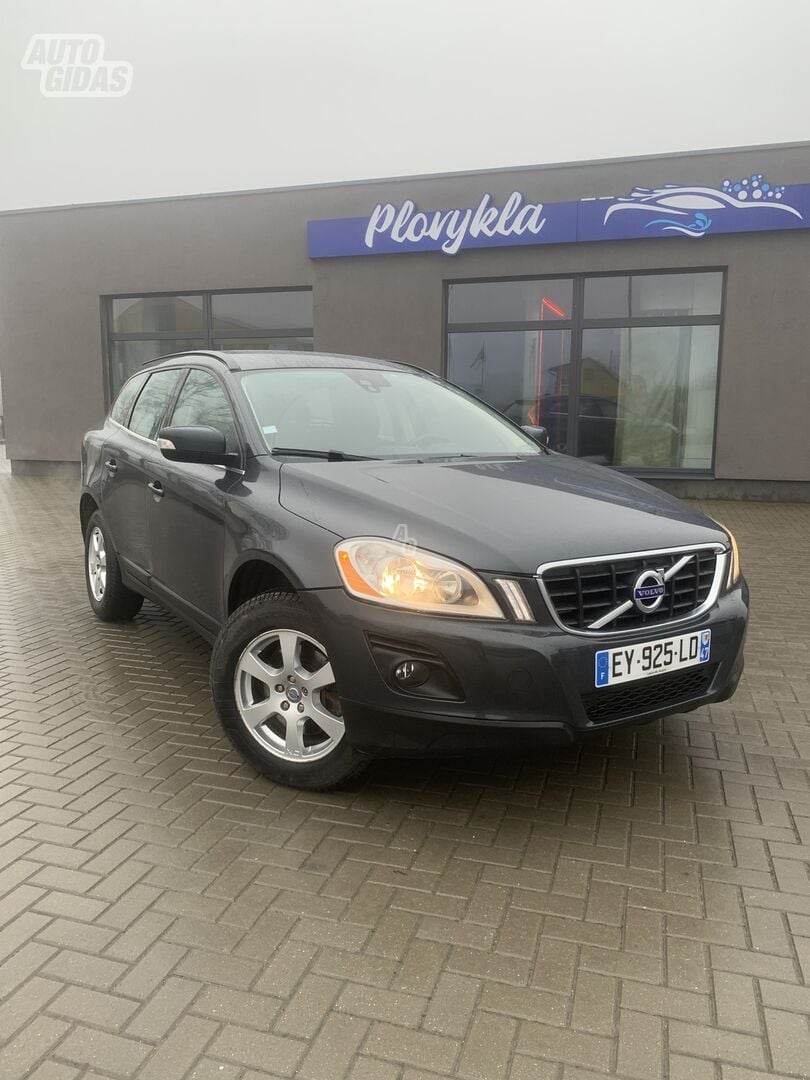 Volvo XC60 2009 г Внедорожник / Кроссовер