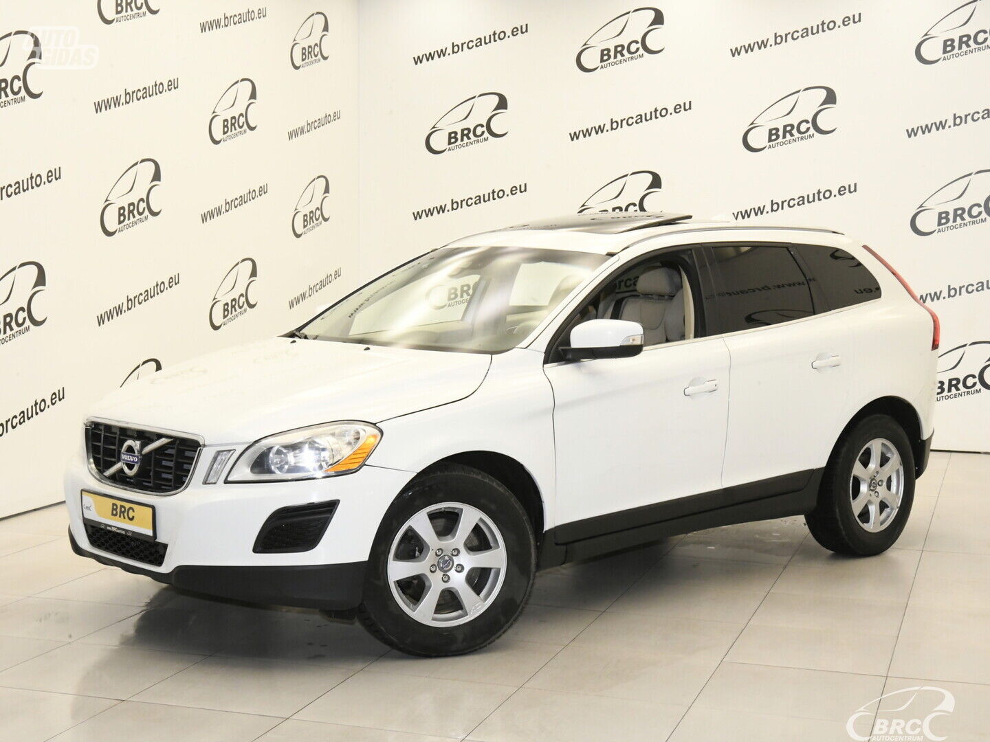 Volvo XC 60 3.2 Automatas LPG 2011 г