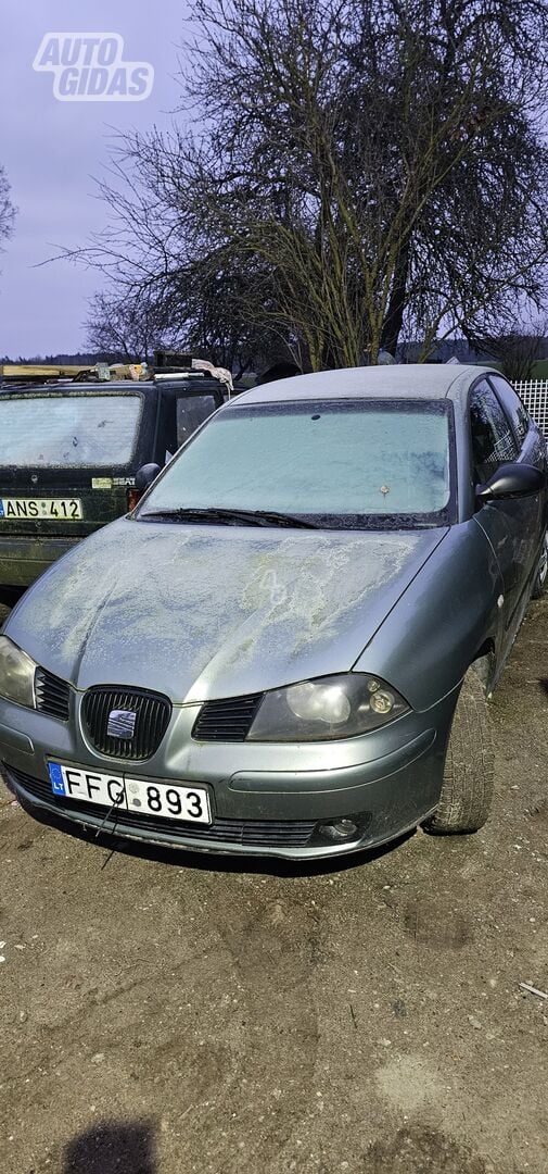 Seat Ibiza 2003 г Хэтчбек