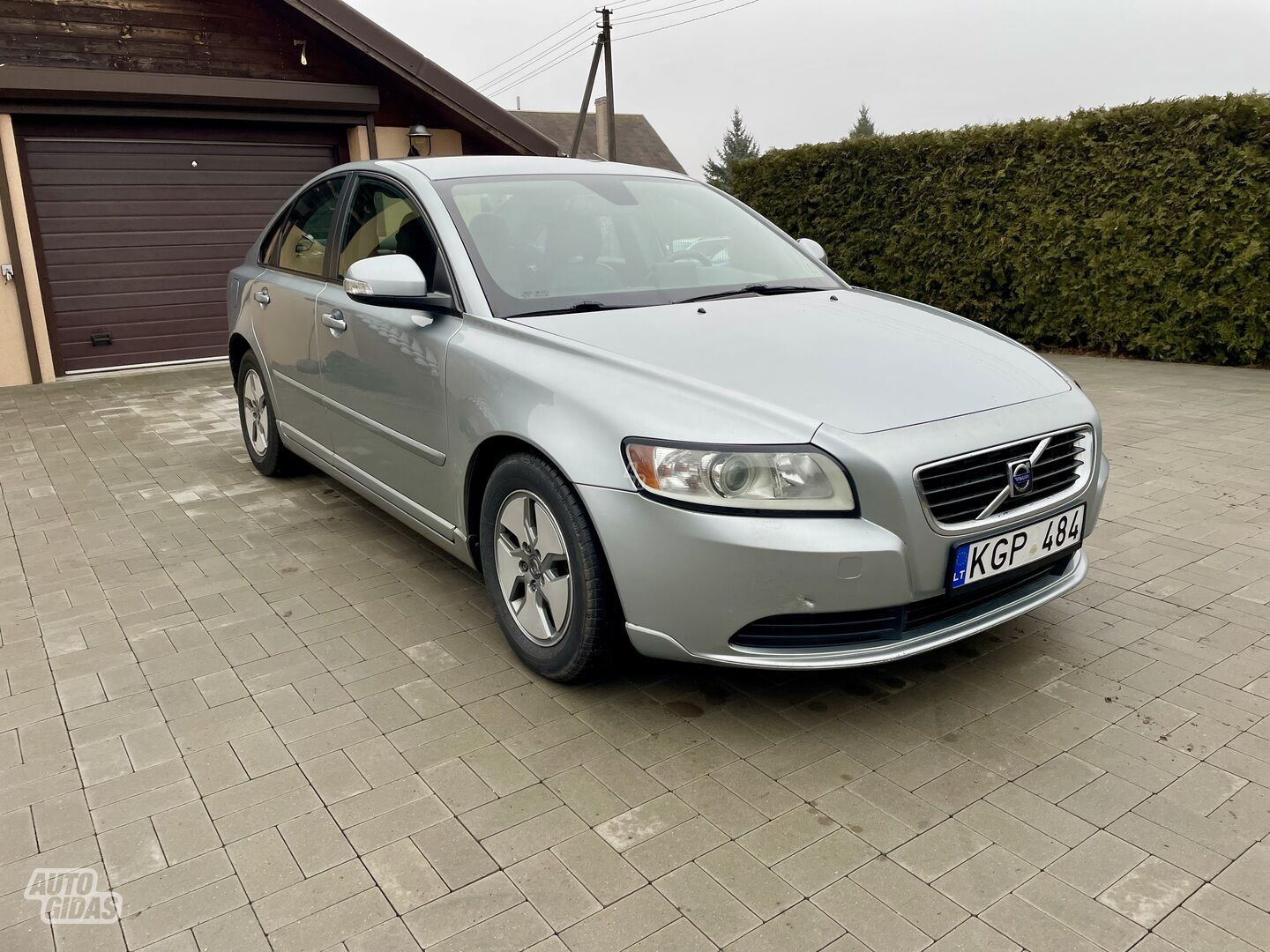 Volvo S40 2010 г Седан