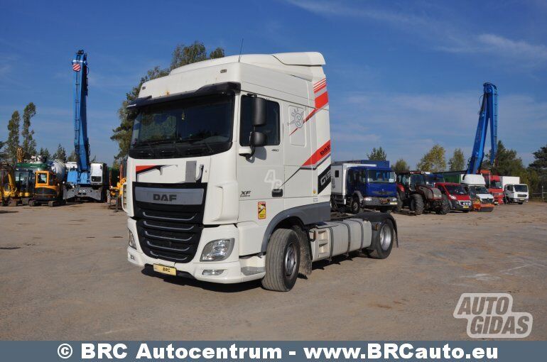 DAF XF 2014 y Semi-trailer truck