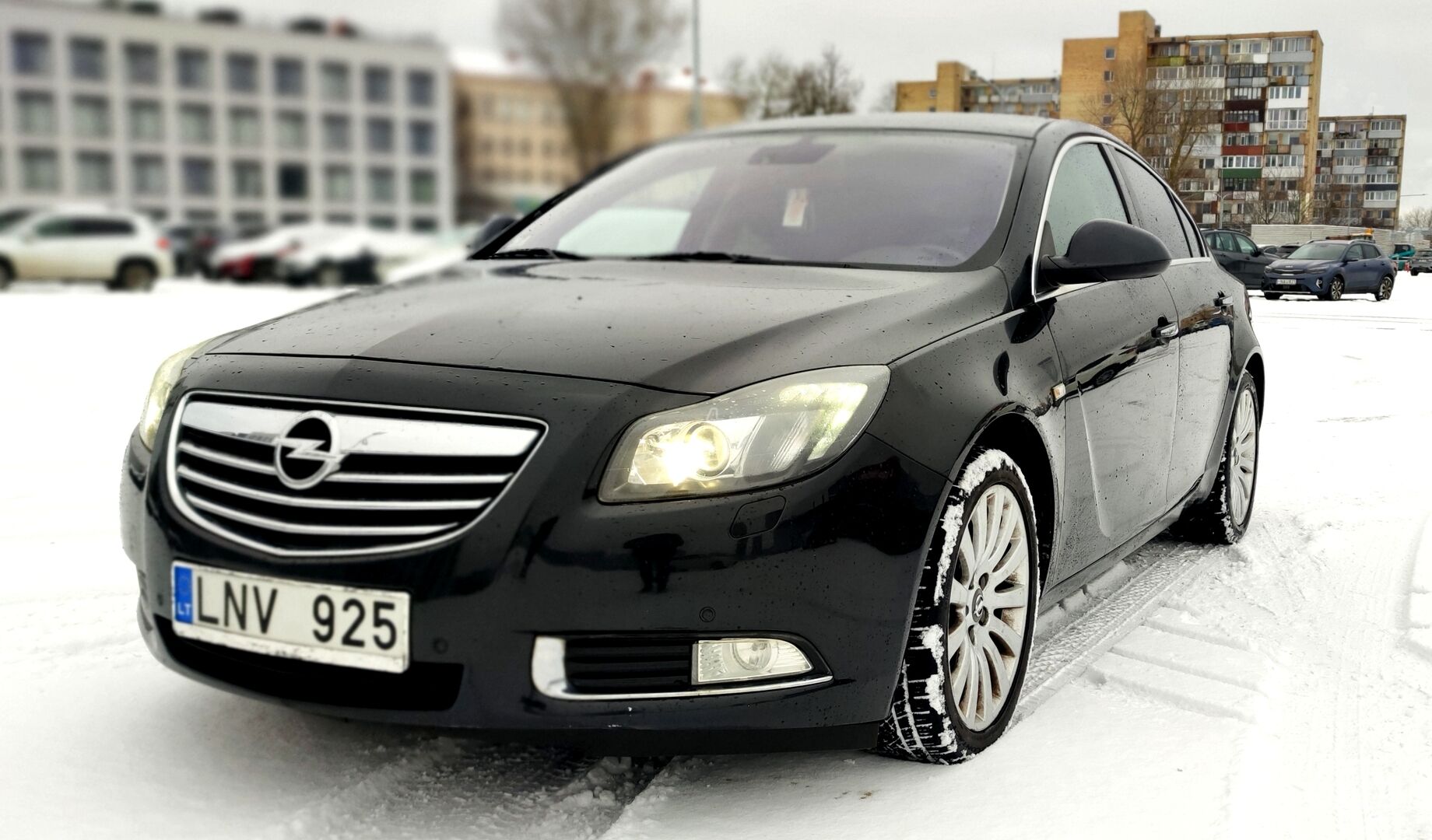 Opel Insignia 2010 y Hatchback