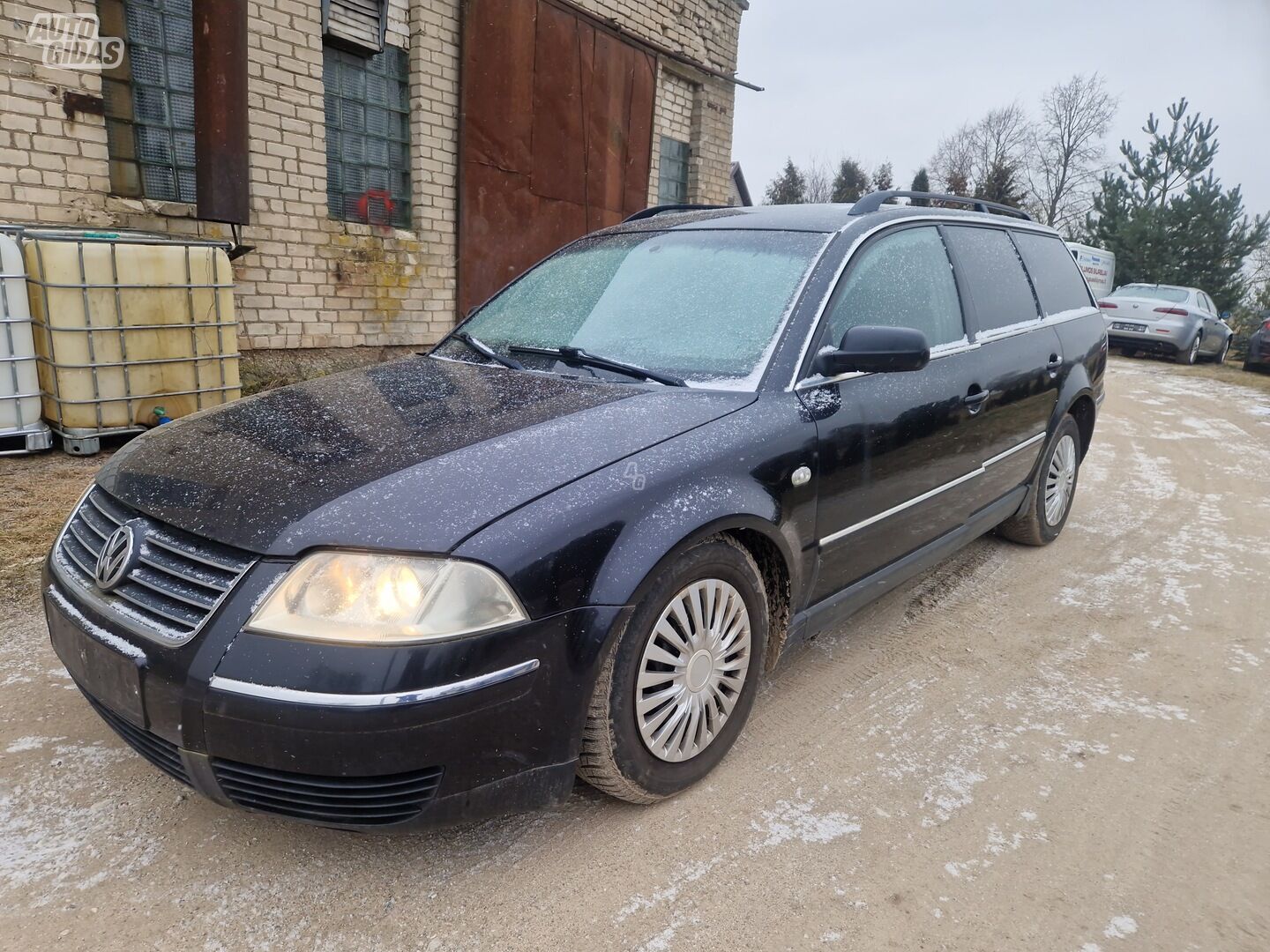 Volkswagen Passat 2001 m dalys