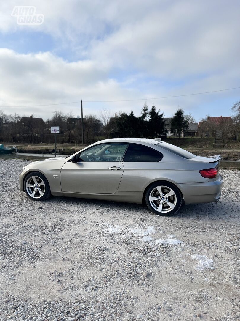 Bmw 330 2009 y Coupe