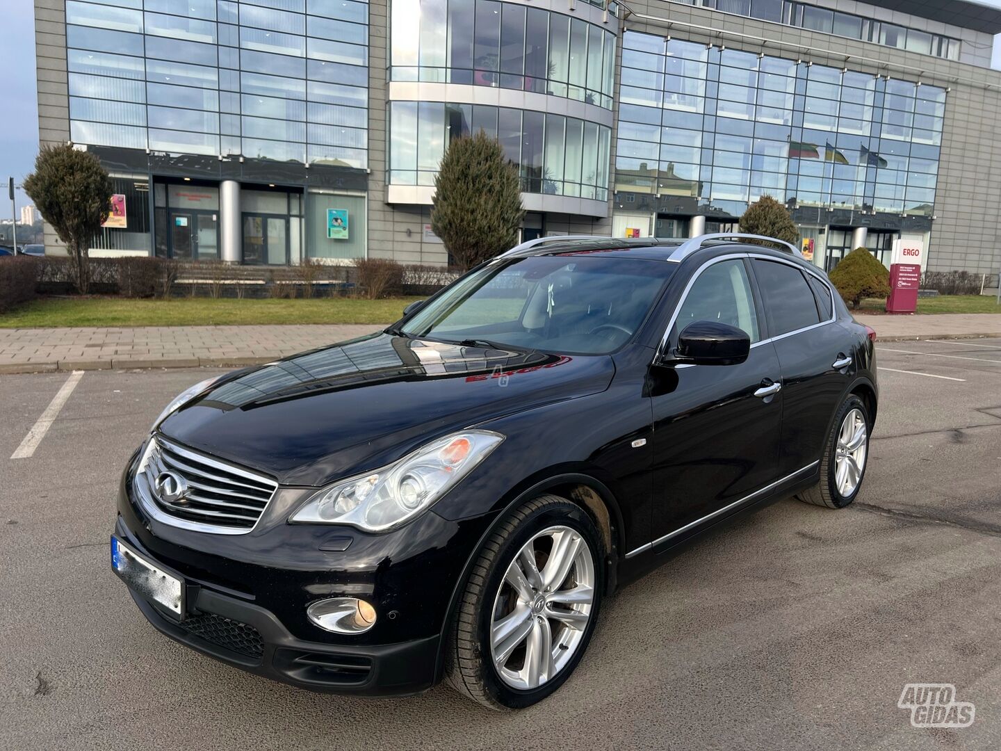 Infiniti EX30 2012 г Внедорожник / Кроссовер