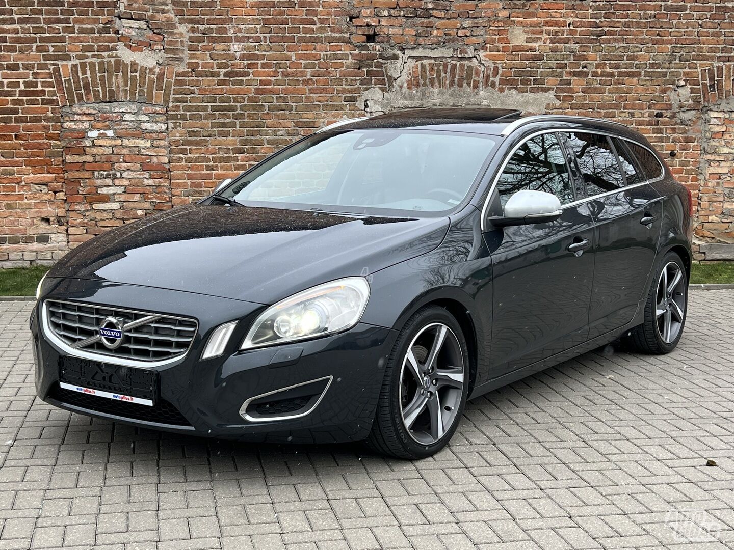 Volvo V60 2011 г Универсал